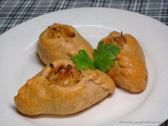 Открытые пирожки с сыром и зеленью