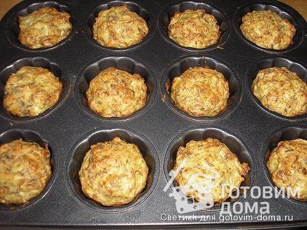 кабачковые кексы с луком и беконом фото к рецепту 6