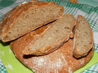 Хлеб со смешанной мукой и семечками на ржаной закваске