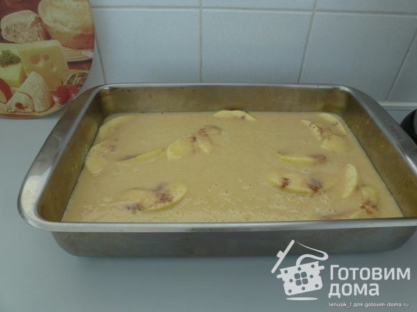Пирог яблочный с молоком и маслом фото к рецепту 7