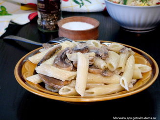 Фарфалле с шампиньонами