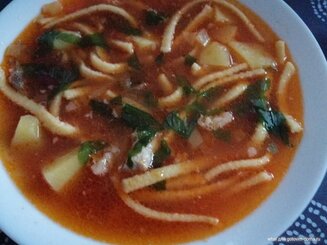 Чорба с домашней лапшой и фасолью