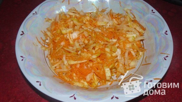 Салат с дайконом, морковью и яблоком фото к рецепту 4