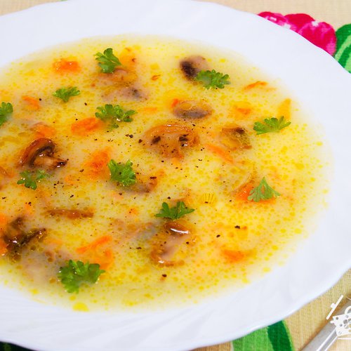 Как приготовить суп-пюре с шампиньона и сливками?