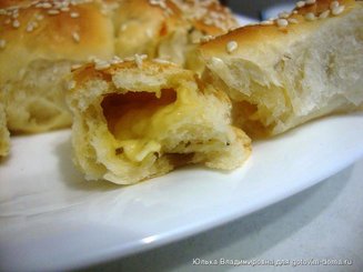 Хлеб с пармезаном и итальянскими травами