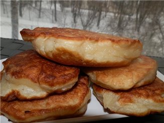 Пышные оладушки на дрожжах