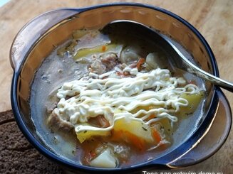 Щи из свежей капусты с курицей