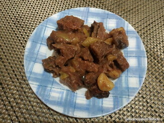 Мясное рагу, которое готовится само по себе