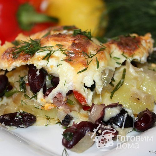 Запеканка из картофеля, фасоли и яиц