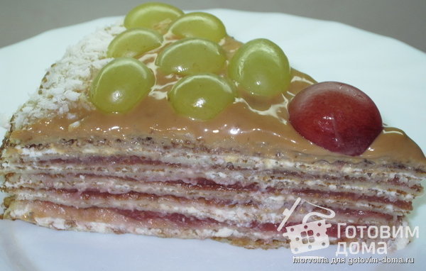 Блинный торт творожно-ягодный фото к рецепту 10
