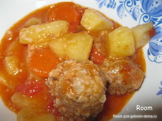 Юварлакя коккинисто (тефтели в соусе)