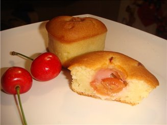 Маффины "Ягодный сюрприз"