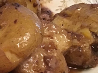 Картофель запечёный с розмарином и чесноком