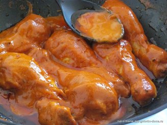 Курица в розовом соусе