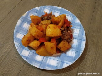 Рагу с картофелем и сосисками