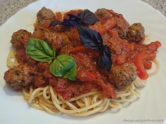 Спагетти с фрикадельками "Sugo"