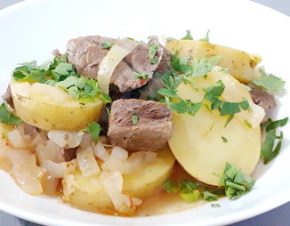 Картофель с мясом в утятнице