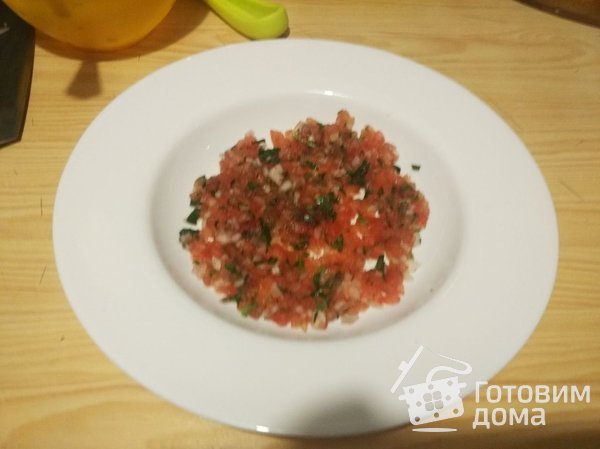 Перловая каша с тушеной говядиной и конкассе из томатов фото к рецепту 6