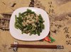 Спаржевая фасоль с кунжутным соусом