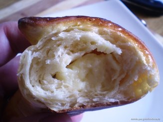 Булочки-бриоши с кремом патисьер