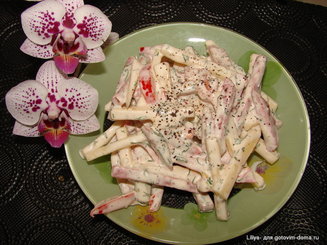 Салат Колбасофф с помидорами и сыром