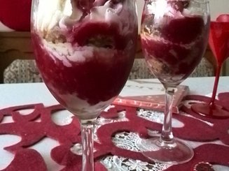 Десерт "Клубничный тирамису