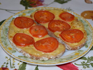 Потапцы с помидорами