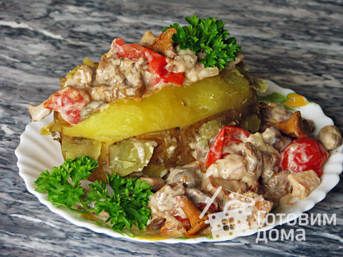Запеченный картофель с шампиньонами и грудинкой фото к рецепту 1