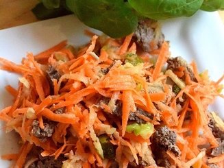 Салат с печенью и яблоками