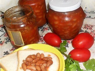 Фасоль в томате