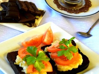 Потапцы с помидорами