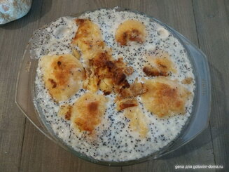 Сырники в маковом соусе