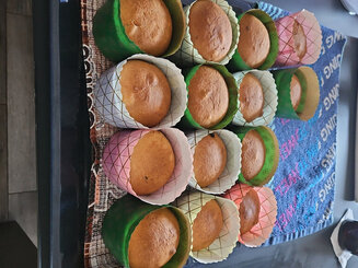 Кулич с цукатами и изюмом