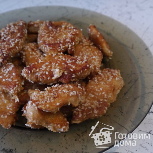 Куриные отбивные в кунжутной панировке