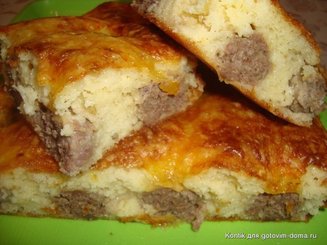 Пирог с фрикадельками