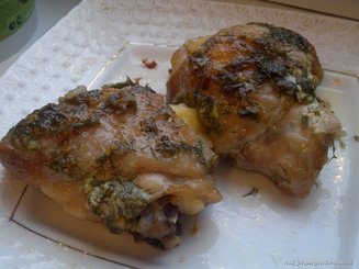 Куриные бедрышки, запеченные с сыром