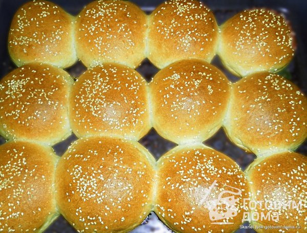 Hamburger Buns (булочки для гамбургеров) фото к рецепту 1