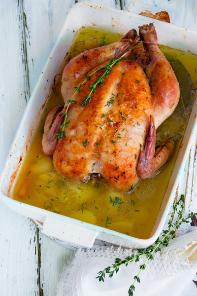 Курица в духовке с белым вином, лимоном и чесноком фото к рецепту 5