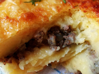 Картофельно-мясная запеканка Пармантье