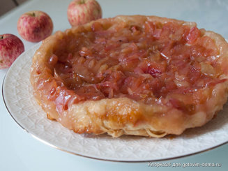 Милопита (яблочный пирог)
