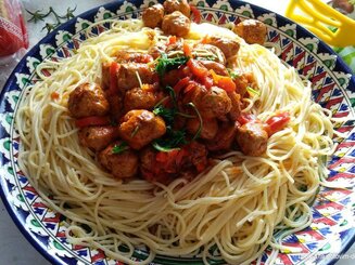 Спагетти с фрикадельками "Sugo"