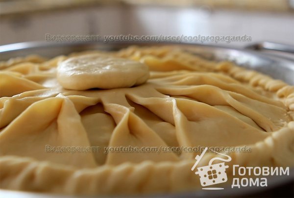 Зур-белиш - татарский закрытый пирог с картошкой и мясом фото к рецепту 3