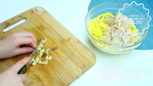 Картошка с кальмаром в мультиварке фото к рецепту 3