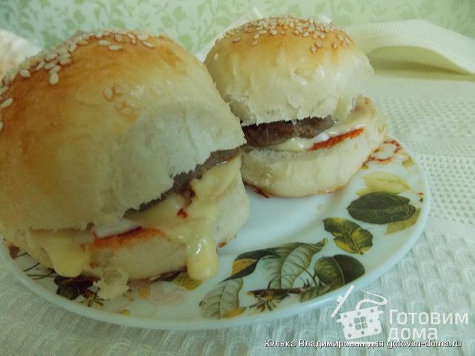 Булочки с кунжутом для гамбургеров в домашних условиях, рецепт с фото