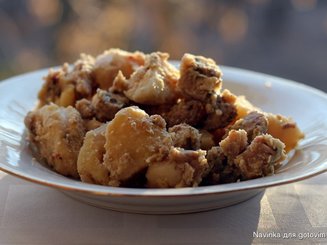 Картофель с мясом по-гречески