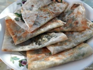 Ека или Горячая закуска из лаваша с сыром и зеленью