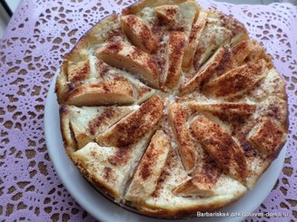 Пирог с творожно - яблочной начинкой