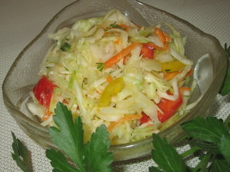 Салат с капустой "Пестренький"