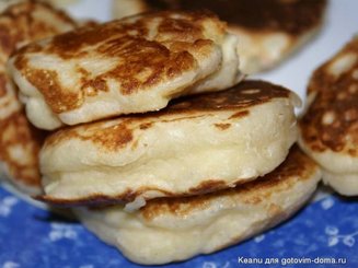 Пышные оладушки на дрожжах