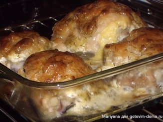 Куриные бедрышки, запеченные с сыром